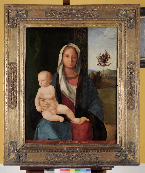 Vierge à l'Enfant_0