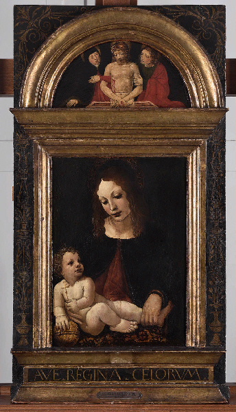 Vierge à l'Enfant ; Le Christ entre la Vierge et Saint Jean ((dans la lunette cintrée))_0