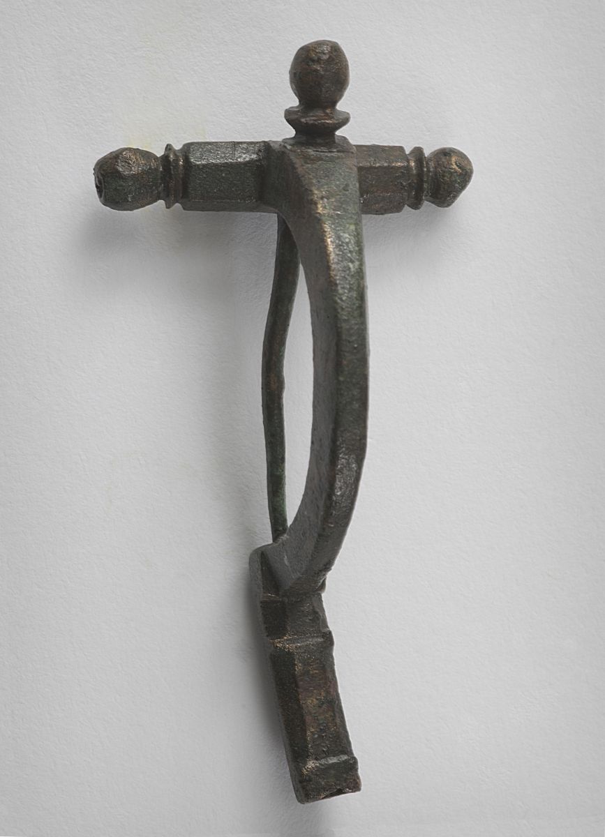 Fibule en arbalète_1