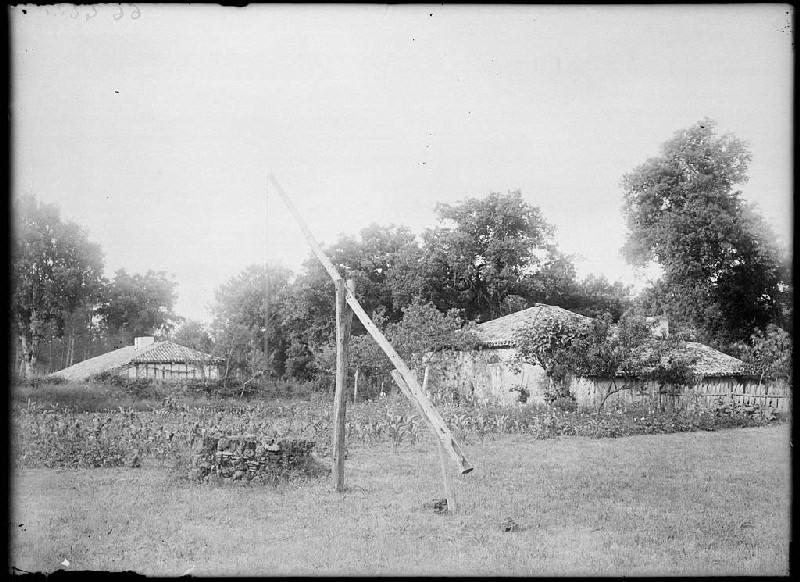Puits et vieille maison - Janoutrac (Commensacq)_0