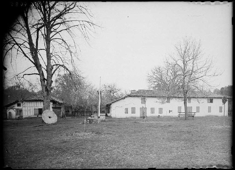 Vieille maison des Bonnat - Les Arroumèts (Sabres) (Titre attribué)_0