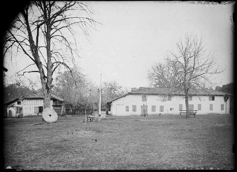 Vieille maison des Bonnat - Les Arroumèts (Sabres) (Titre attribué)_0
