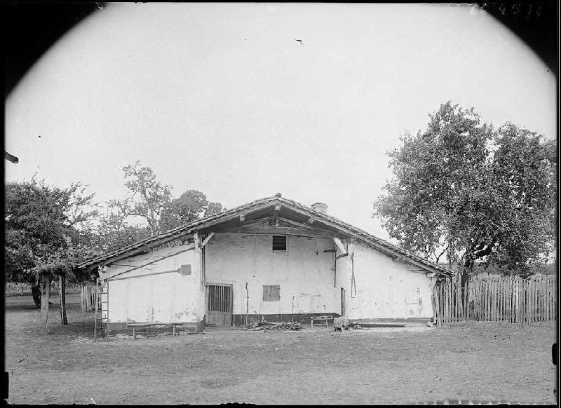 Maison, vue de l'est - La Gelère (Trensacq) (Titre attribué)_0