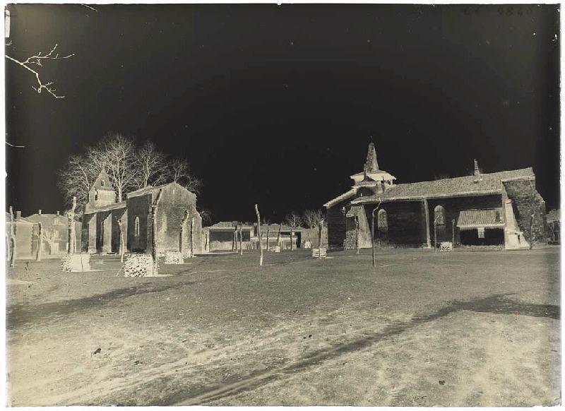 Les deux églises - Moustey (Landes) (Titre attribué)_1