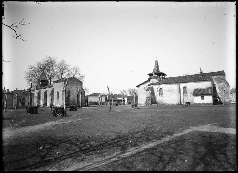 Les deux églises - Moustey (Landes) (Titre attribué)_0