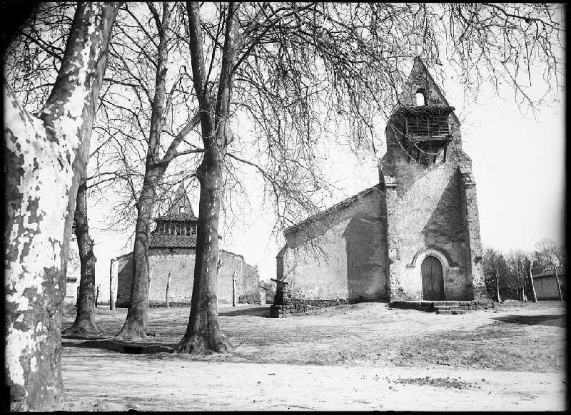 Les deux églises - Moustey (Landes) (Titre attribué)_0