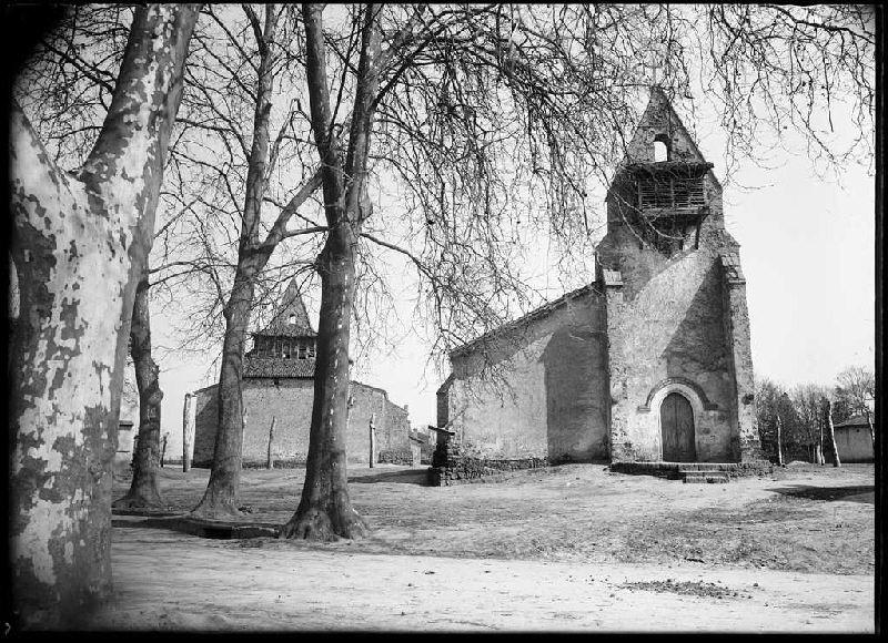 Les deux églises - Moustey (Landes) (Titre attribué)_0
