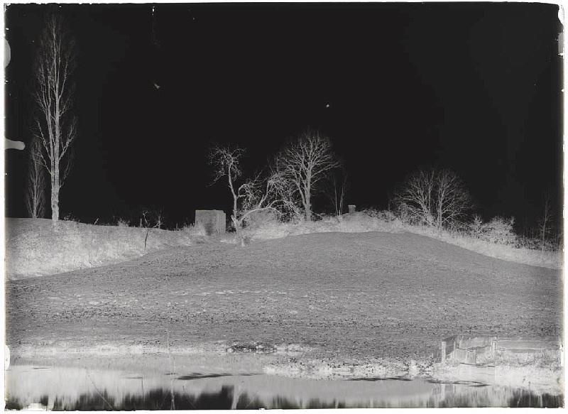 Motte du moulin et église - Arjuzanx (Landes) (Titre attribué)_1