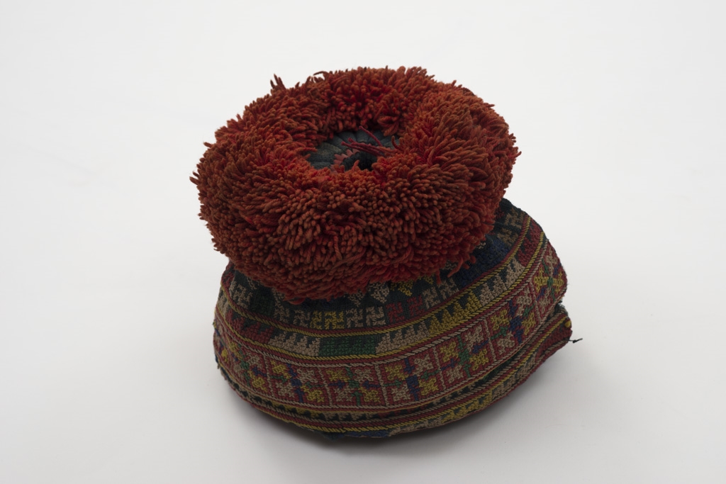 Chapeau du costume Hmong, Thailande_1