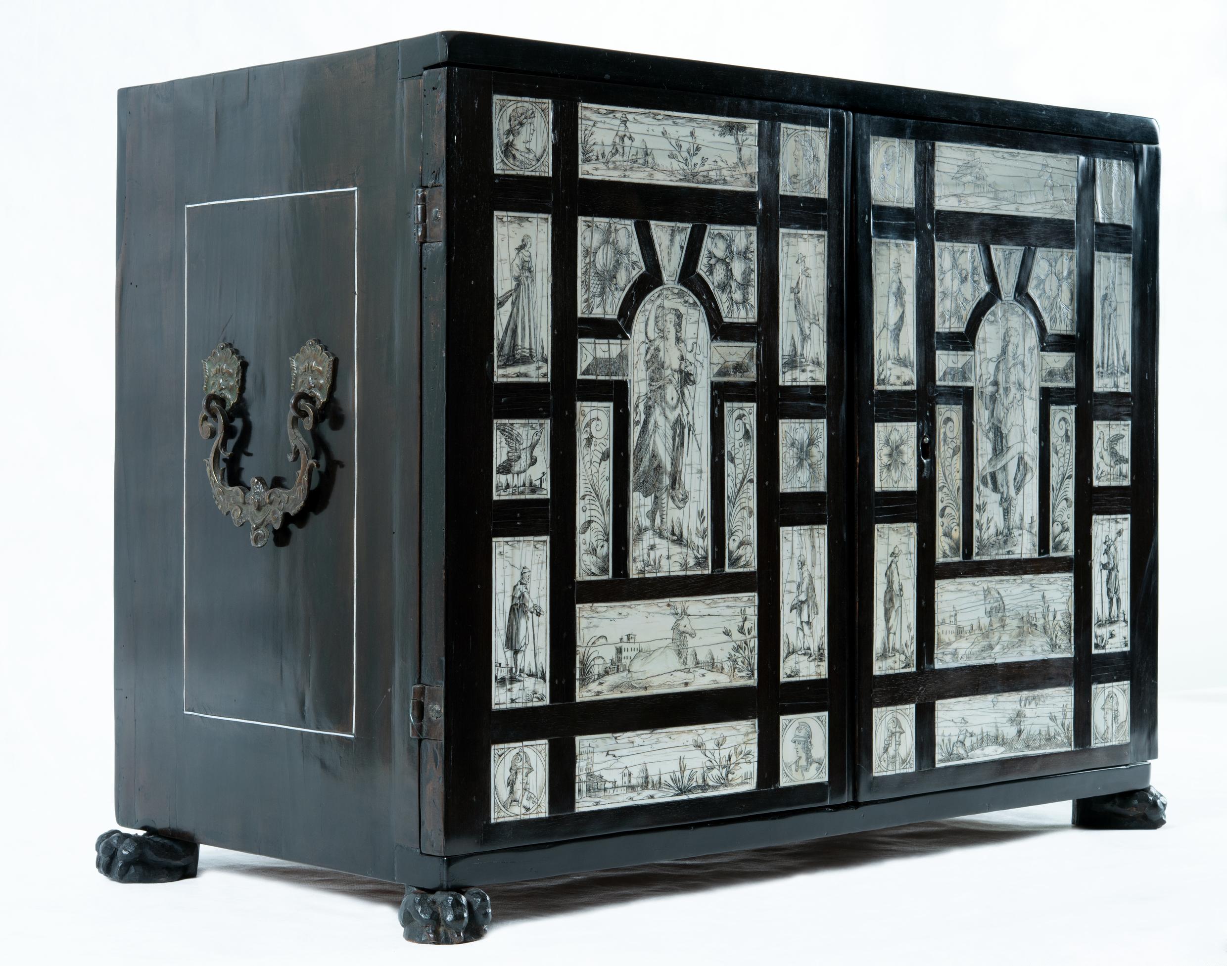 Cabinet_0