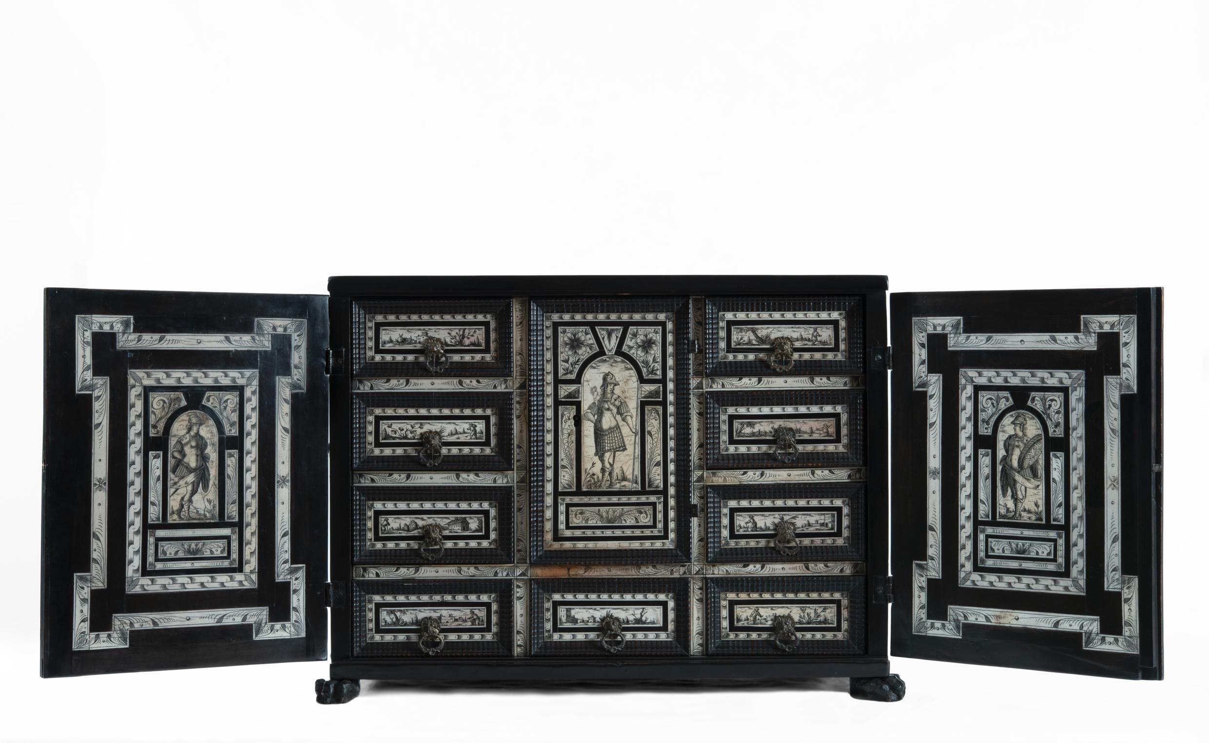 Cabinet_2
