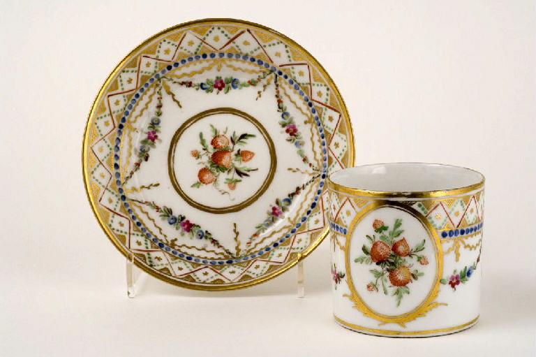 Tasse et sa soucoupe_0