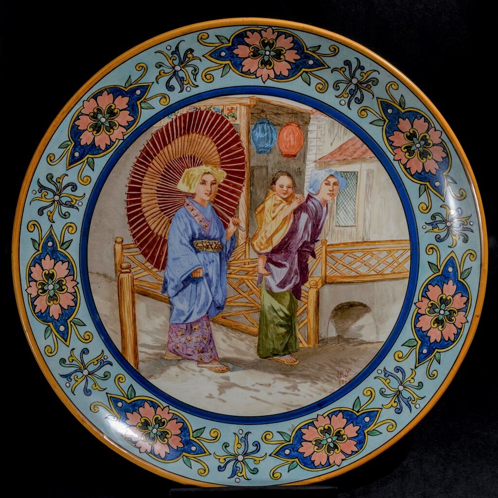 Plat, décor orientaliste_0