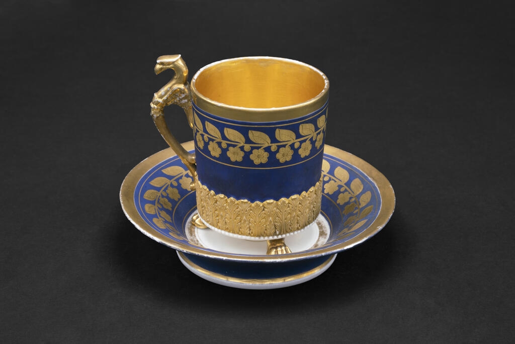 Tasse et sa soucoupe_0