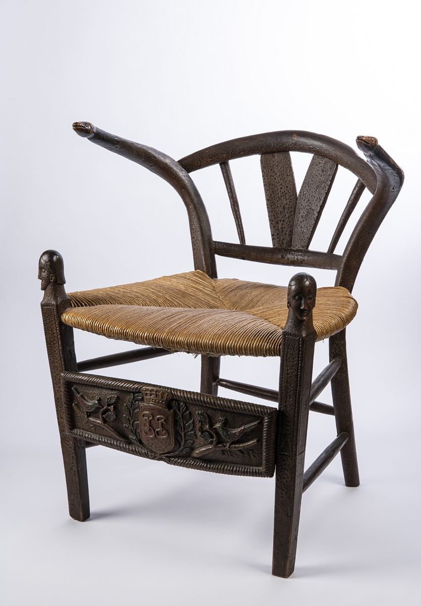 Fauteuil aux serpents ; Fauteuil de guérisseur_0