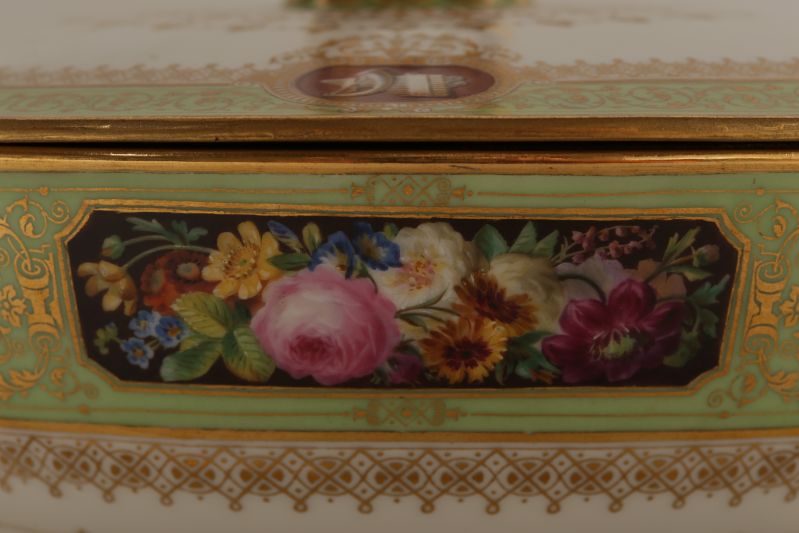 Saucière, service de table_4
