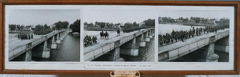 10e régiment d'infanterie sur un pont, le 10 juin 1901, 1901 /08 /18