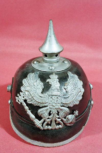Casque à pointe_0