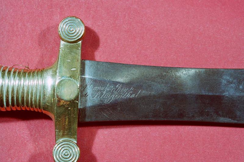 Glaive_1