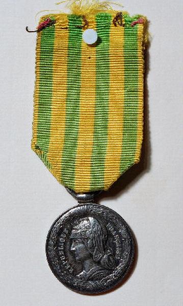 Médaille des campagnes du Tonkin - Chine (Campagnes de 1883, 1884, 1885. )_0