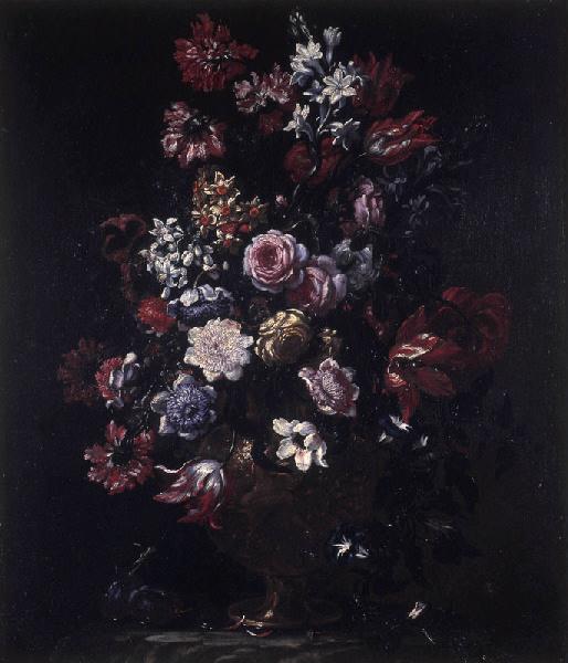 Fleurs dans un vase orné de putti_1