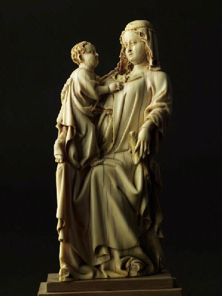 Vierge à l'Enfant assise_3