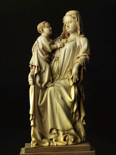 Vierge à l'Enfant assise_1
