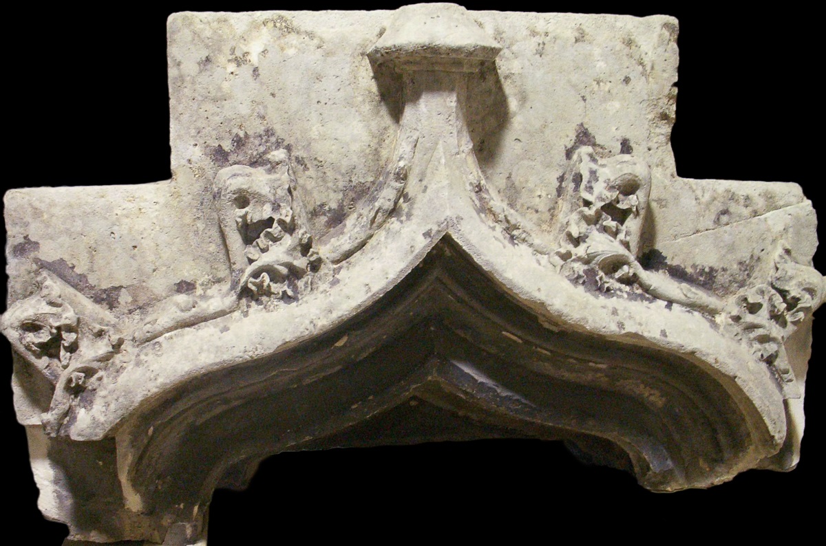 linteau;fenêtre (fragment), 1478 Date de début - 1481 Date de fin