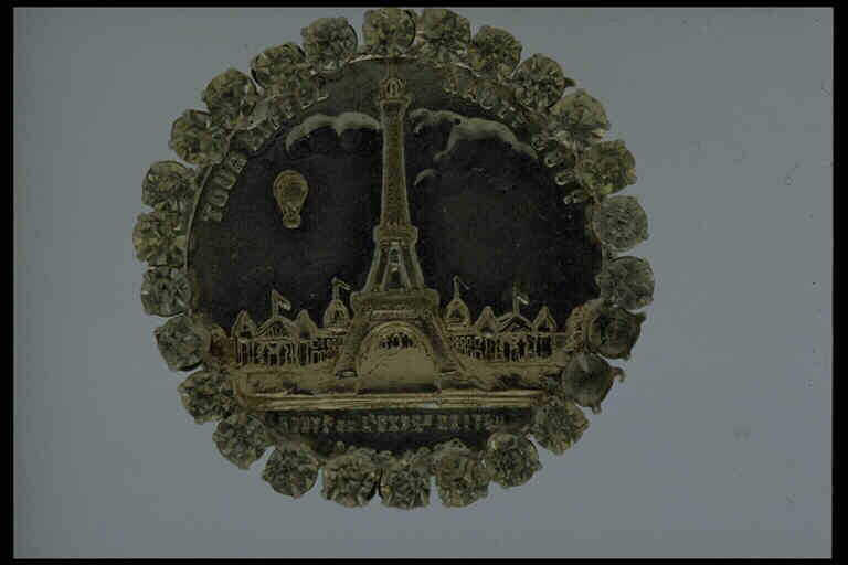 Broche [exposition universelle de 1889]_0