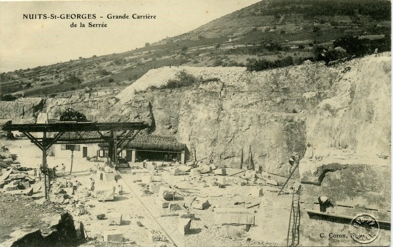 NUITS-St-GEORGES - Grande Carrière / de la Serrée_0