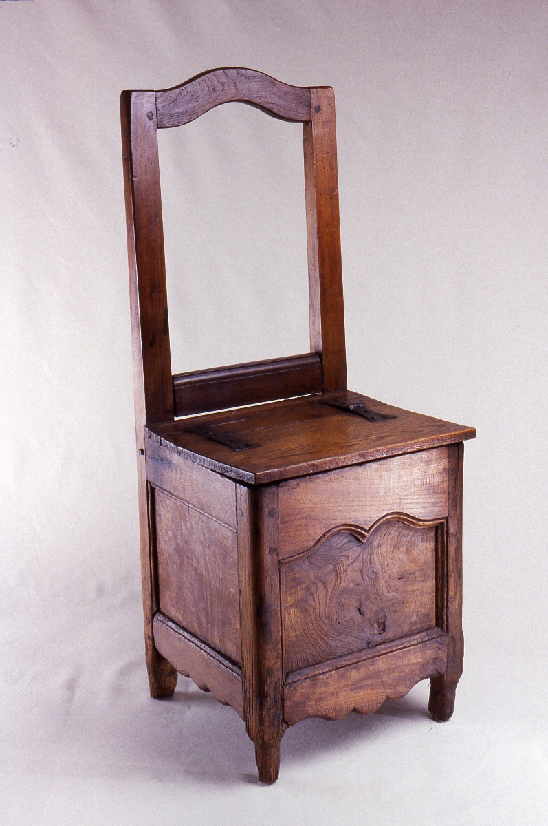 Chaise à sel, coffre_0