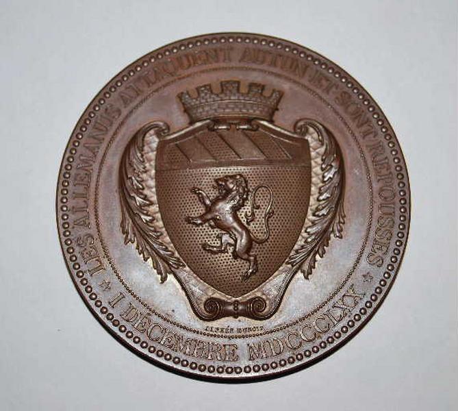 Médaille : Les Allemands attaquent Autun_0