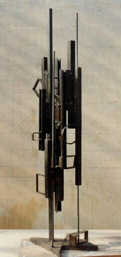 Sculpture en fer en U (N°1), Maxime Descombin, 20e siècle