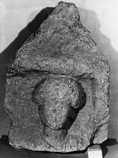 Stèle (fragment)_0