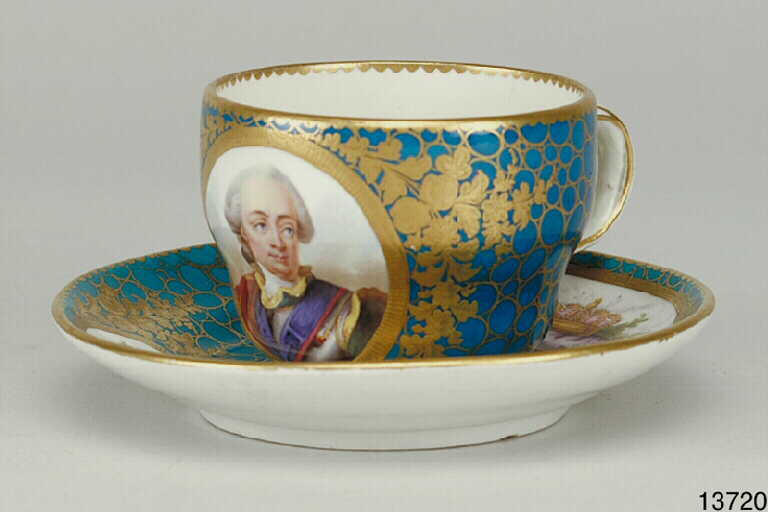 Tasse, soucoupe_0