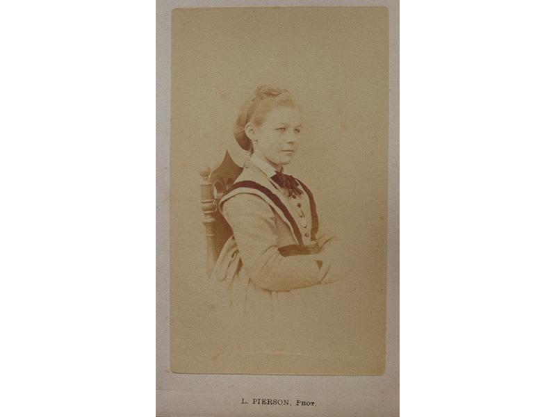 Portrait de femme ; Portrait supposé de Marie-Thérèse du Teil, Pierre Louis Pierson, 2e moitié 19e siècle