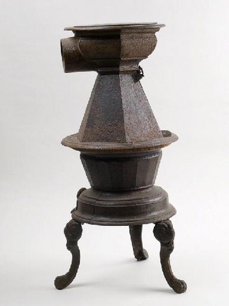 Poêle de chauffage (tripode)_0
