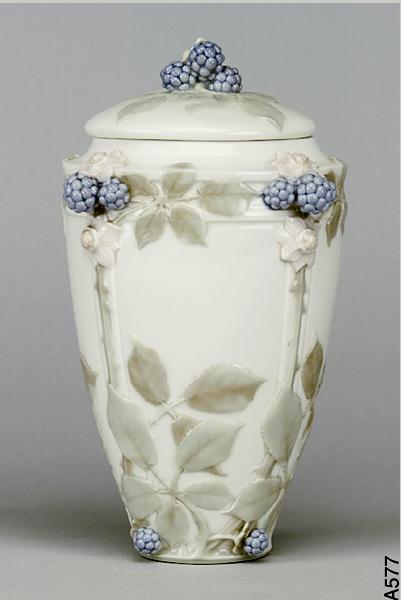 Sucrier aux mûres ; Sucrier aux ronces (dit aussi) ; Vase de Bièvres (dit aussi)_0