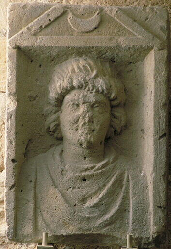 Stèle d'un homme_0