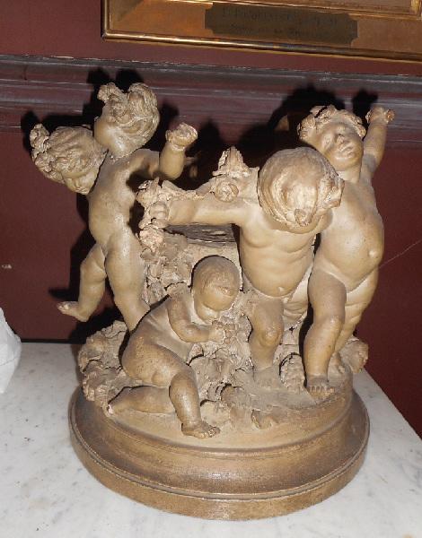 groupe relié;surtout, Albert Ernest Carrier-Belleuse