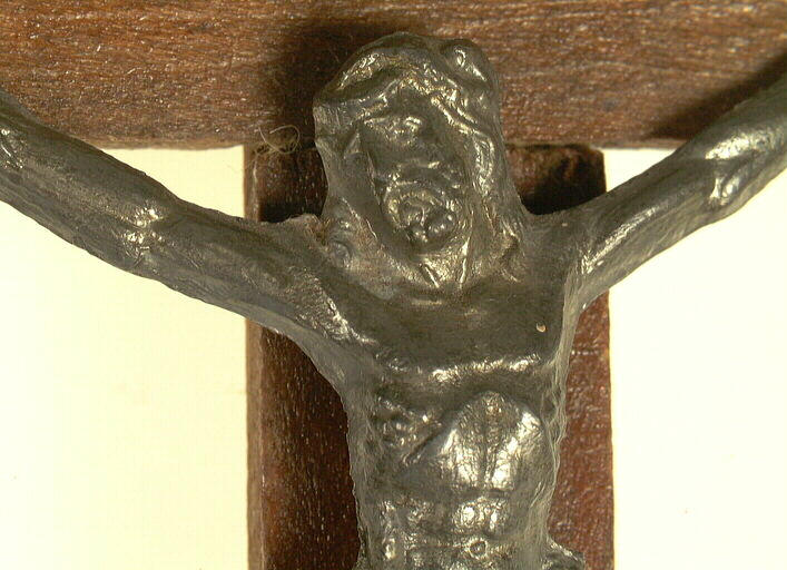 Crucifix_1