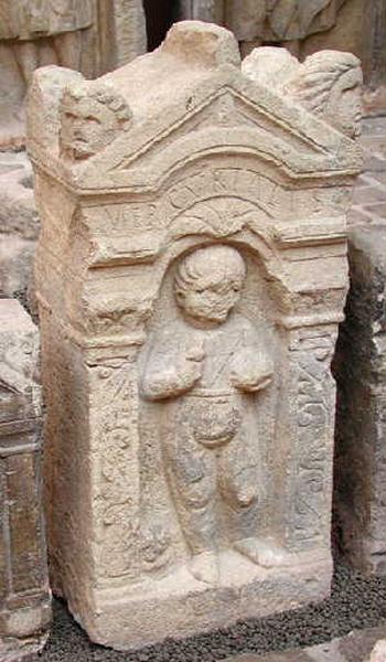 Stèle_0