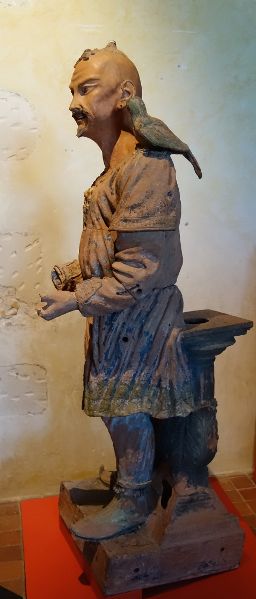 Statue_0