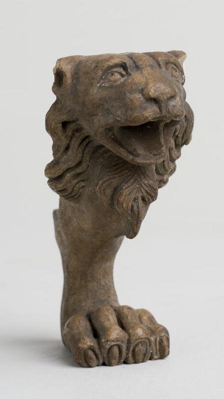 Tête et patte de lion (support de console), Henry de Triqueti, 1824-1874