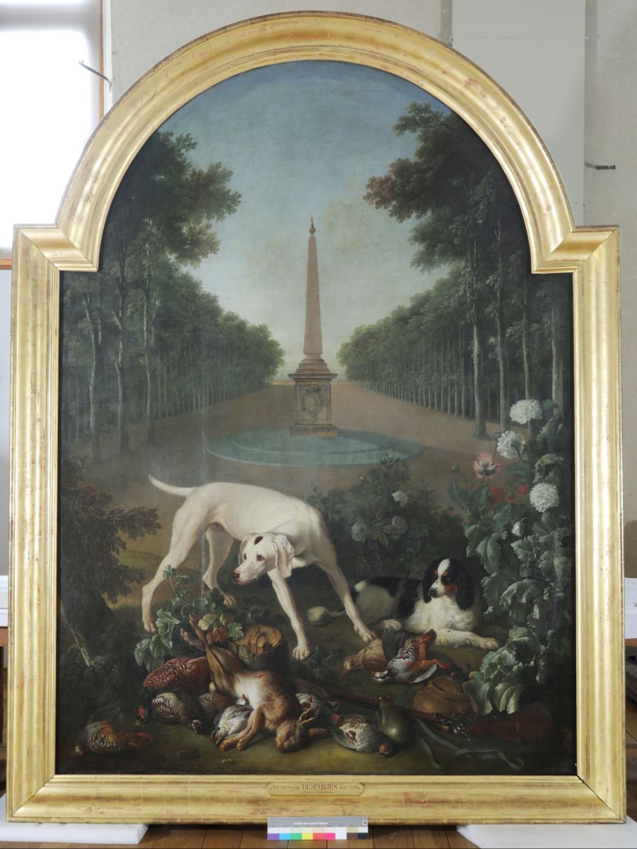 Gibier gardé par des chiens_1