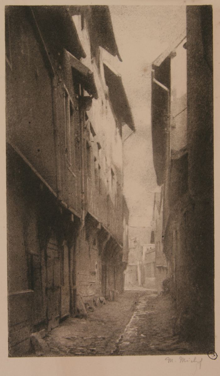 Troyes, rue Gambey vue vers le nord_0