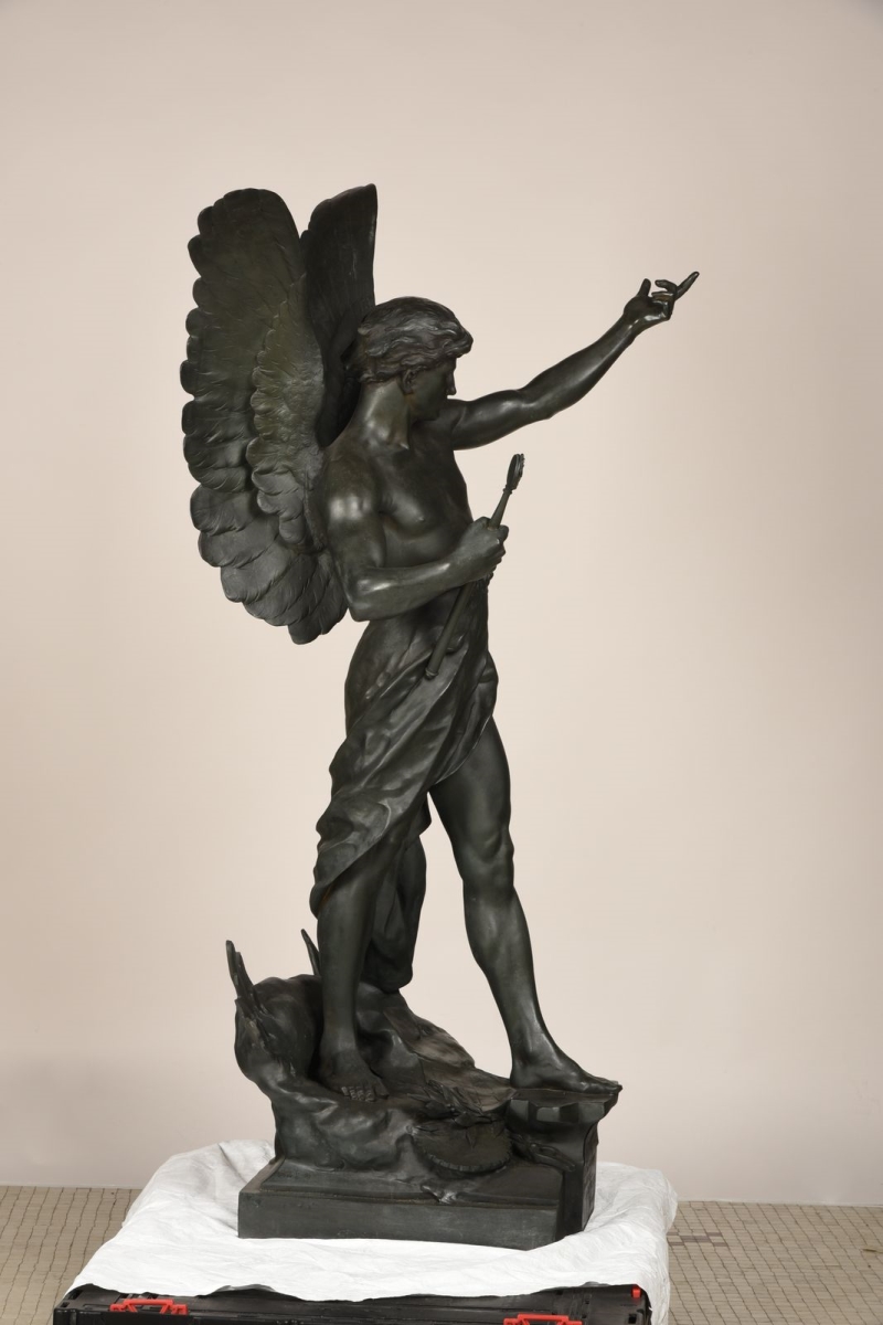 Figure allégorique (titre inscrit à l'inventaire) ; Le Génie du Travail (titre attribué) ; La Victoire du travail (titre attribué)_2