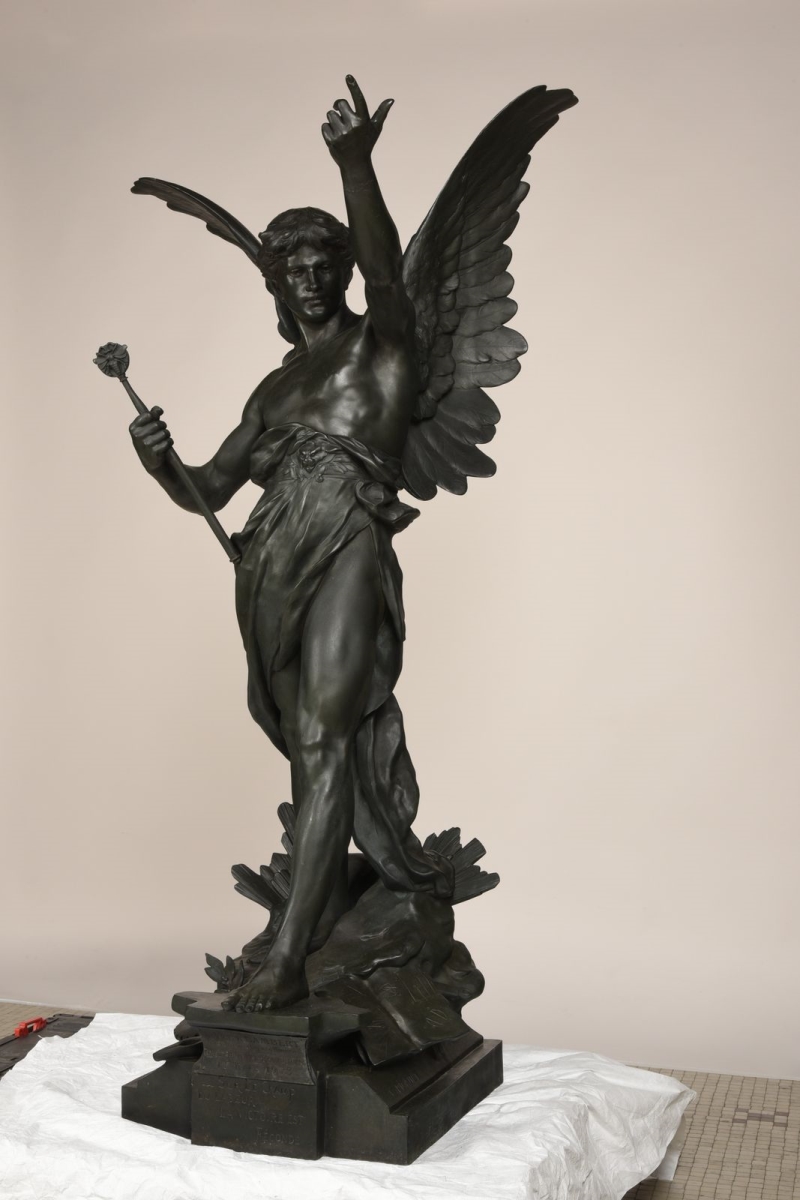 Figure allégorique (titre inscrit à l'inventaire) ; Le Génie du Travail (titre attribué) ; La Victoire du travail (titre attribué)_1
