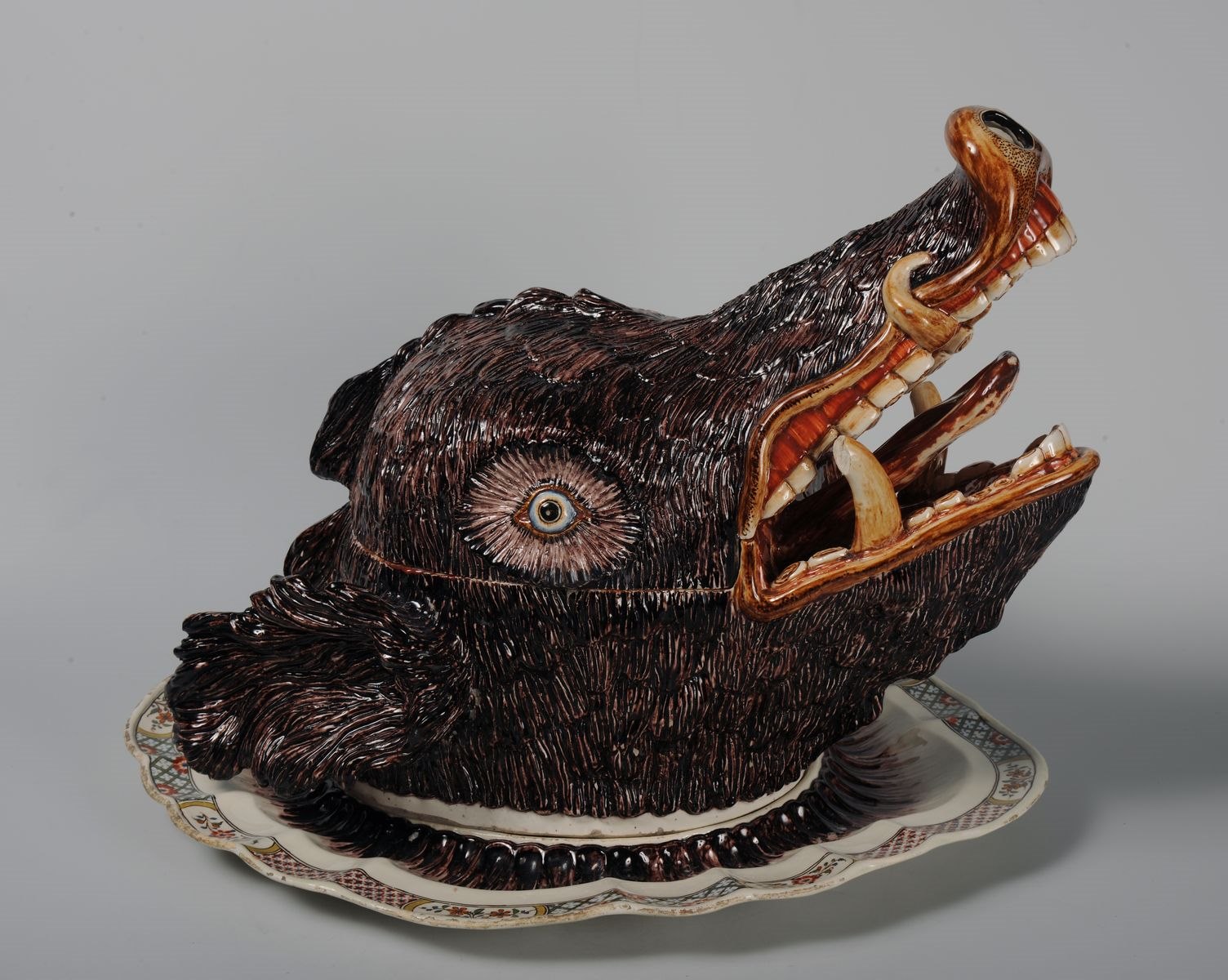 Hure de sanglier ; Terrine et son présentoir_0
