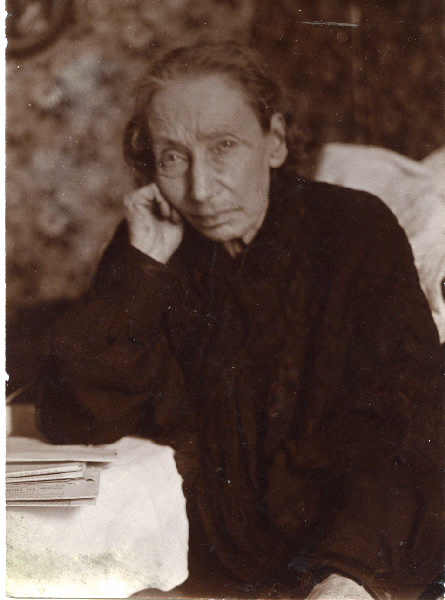 Louise Michel dans son appartement de Levallois-Perret, Dornac, 1904 /06 /20